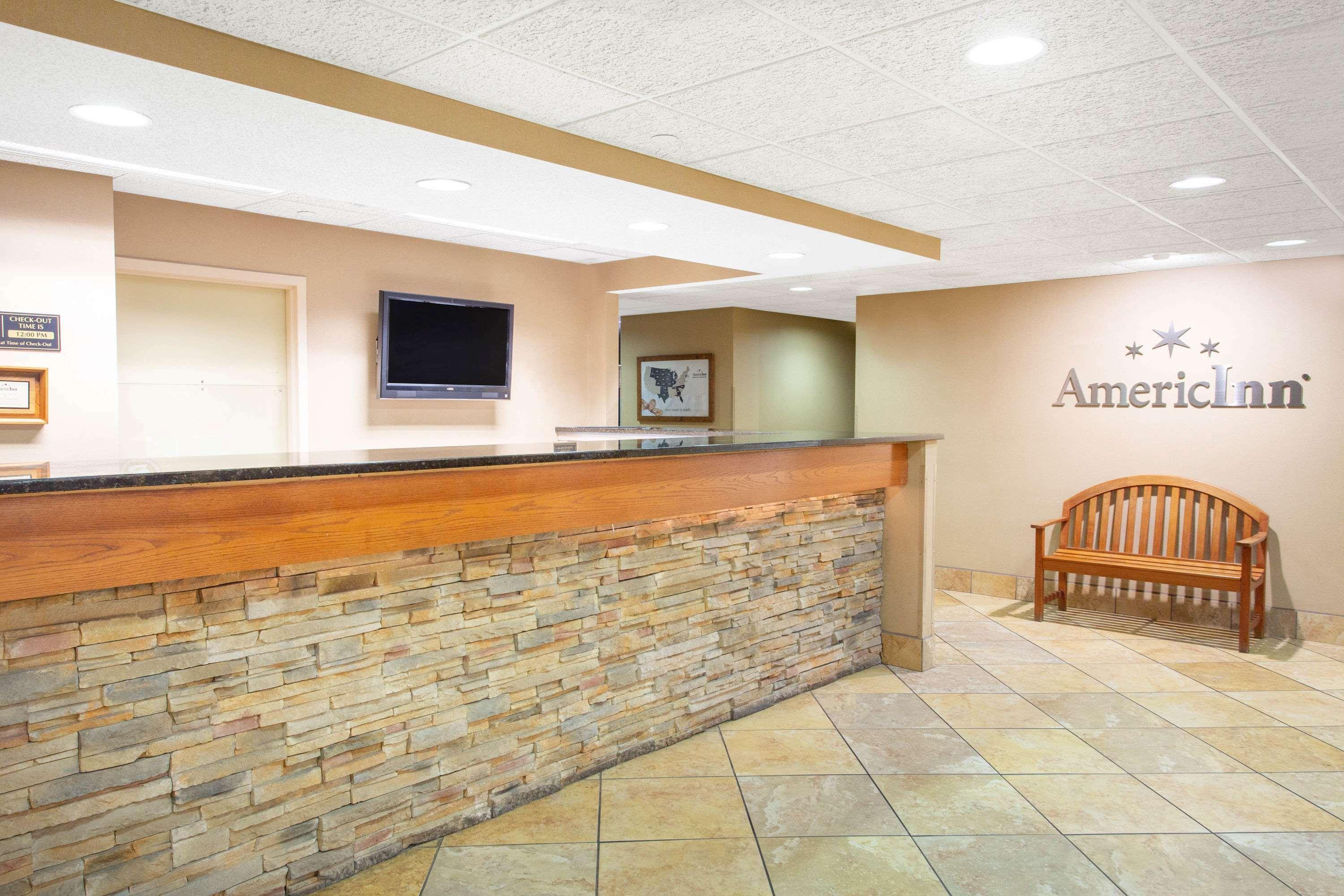 Americinn By Wyndham Madison West Экстерьер фото
