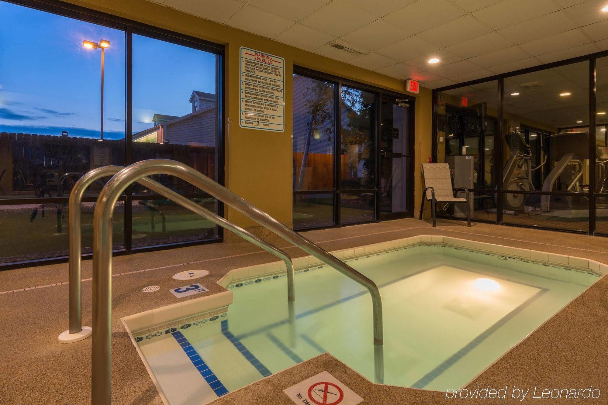 Americinn By Wyndham Madison West Экстерьер фото